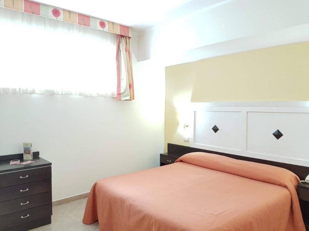 Hotel Orizzonte เลโตยานนี ภายนอก รูปภาพ