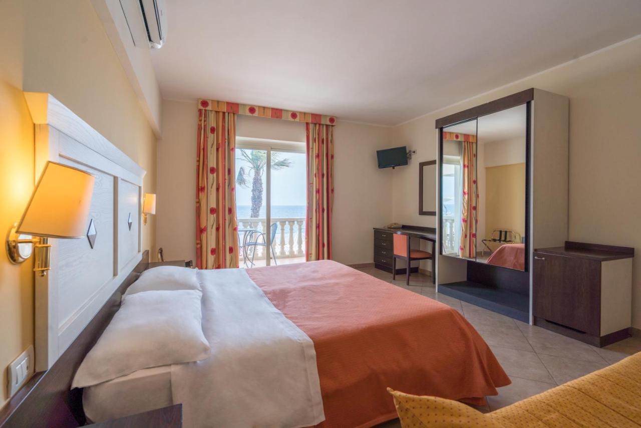 Hotel Orizzonte เลโตยานนี ภายนอก รูปภาพ