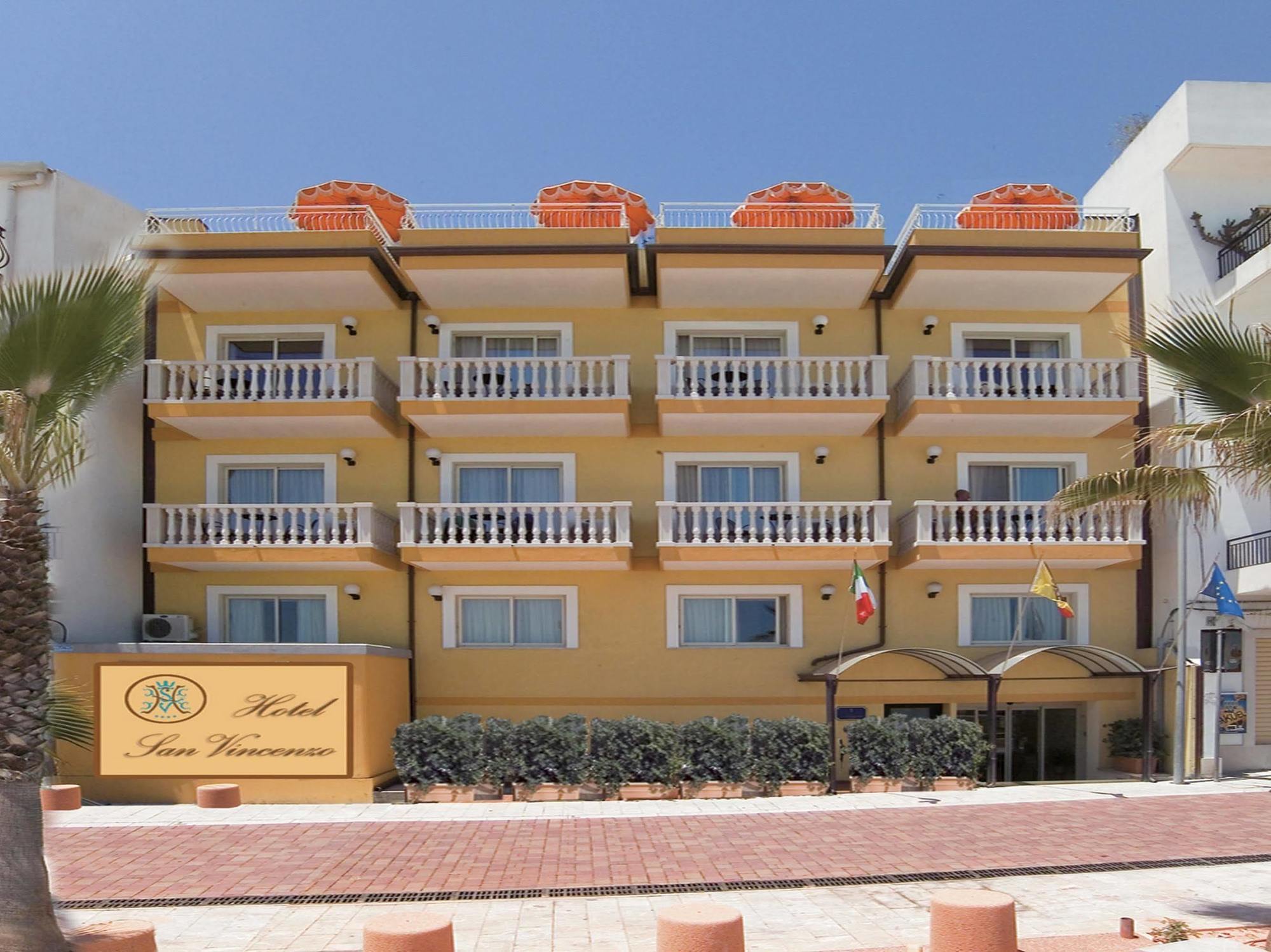 Hotel Orizzonte เลโตยานนี ภายนอก รูปภาพ